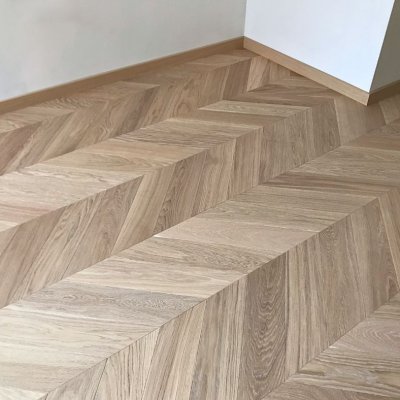 FertigDeska Chevron Dab Color Avorio 6